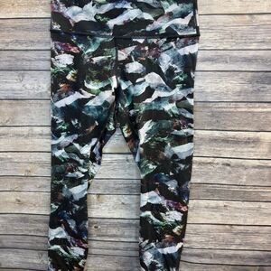 Lululemon Time To Sweat Tight 28 Glacier Camo Size 10